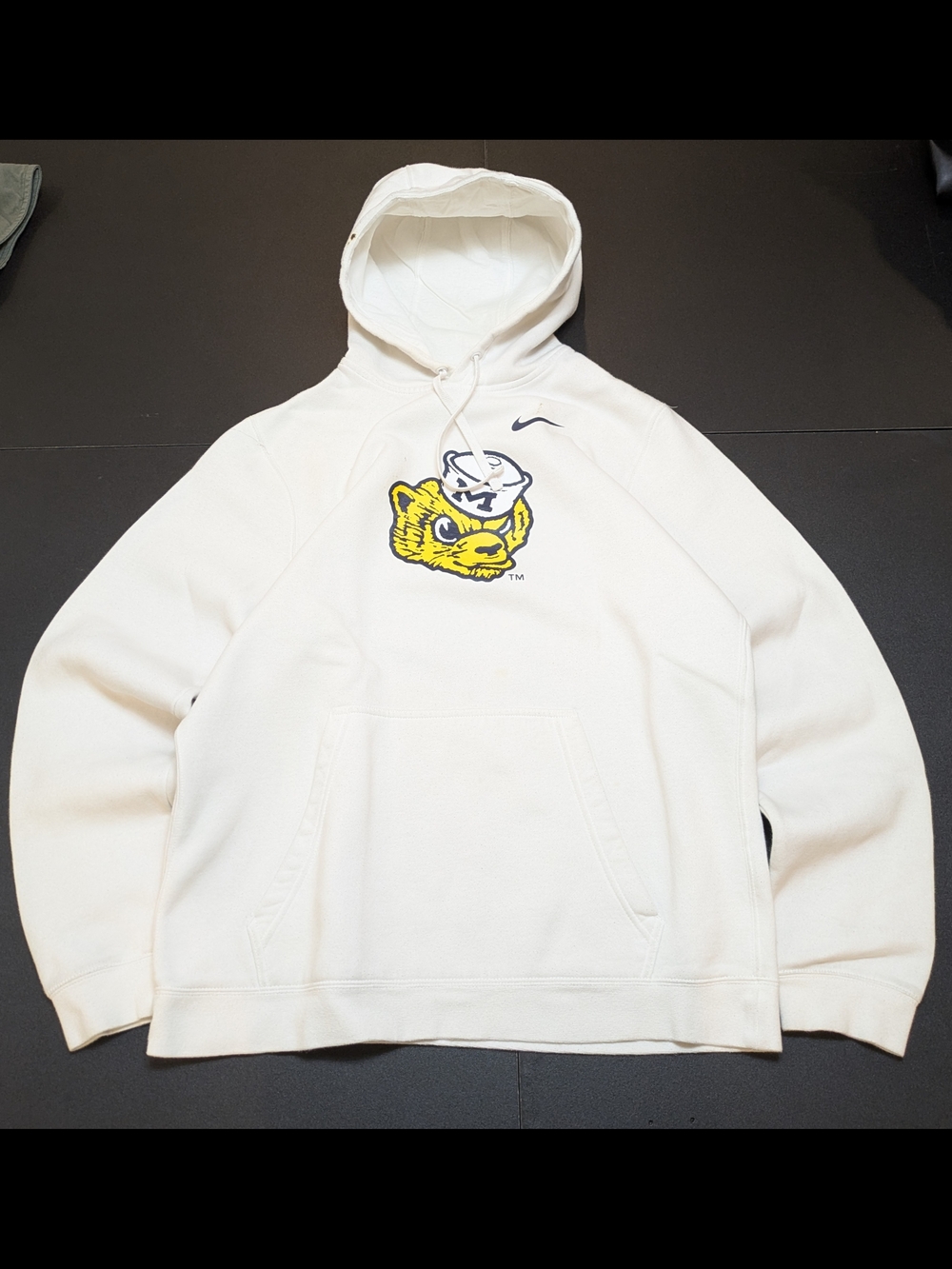 Nike Men’s Cream Pullover Hoodie with Yellow Tiger Patch
